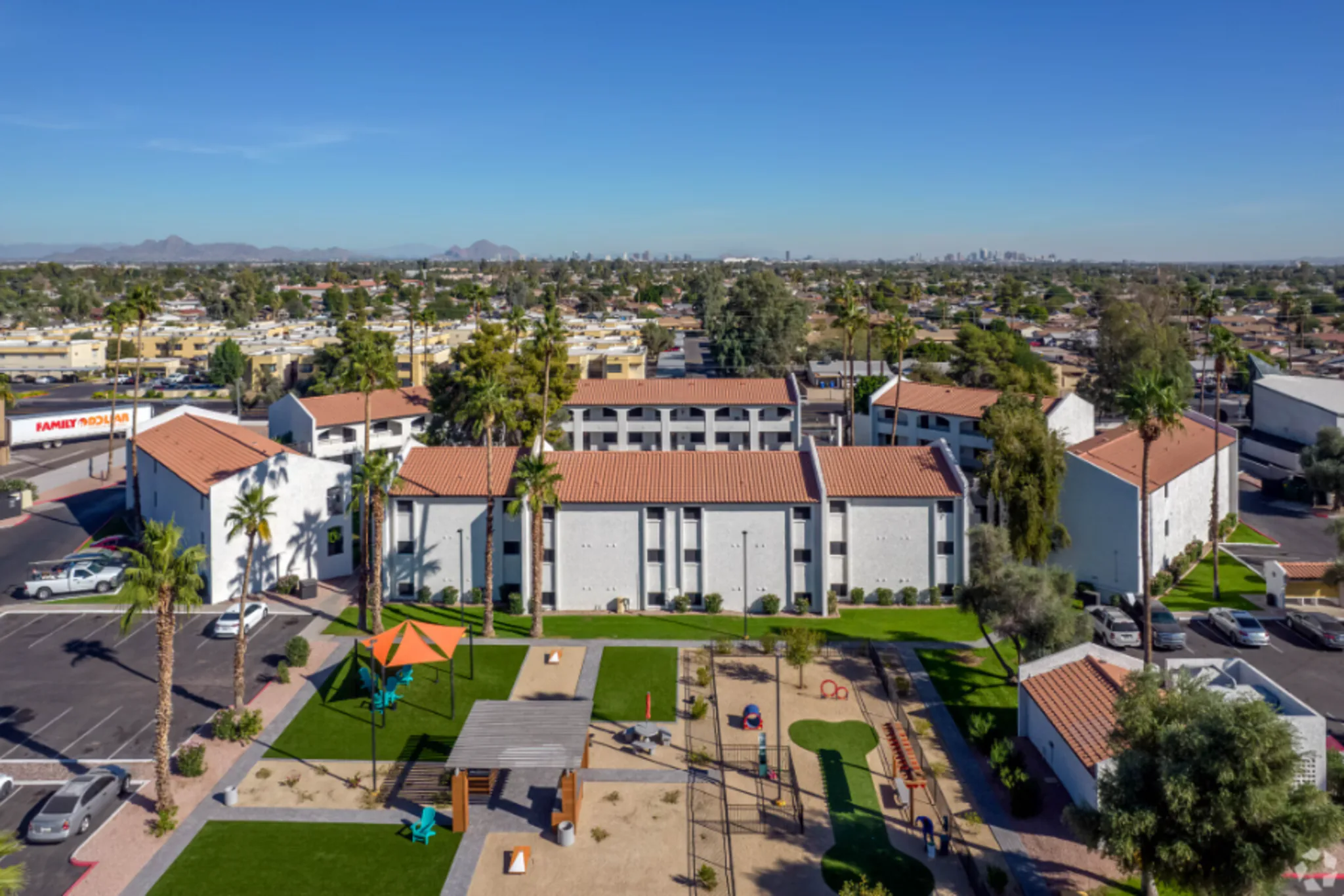 Aerial view of the community at Tides on 51st, Phoenix, AZ